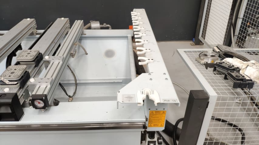 Bearbeitungszentren mit Konsolentisch WEEKE OPTIMAT BHC VENTURE 08M