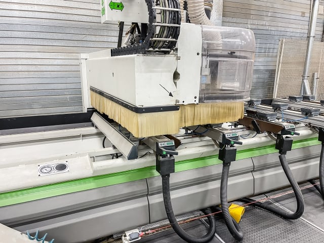 Centro De Mecanizado Con Ventosas BIESSE ROVER B 4.35