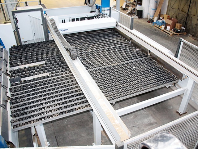 Plattensäge in Winkelausführung HOLZMA HKL 11/43/22/L