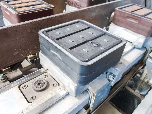 Centre d'usinage à ventouses BIESSE ROVER B 4.50 ATS