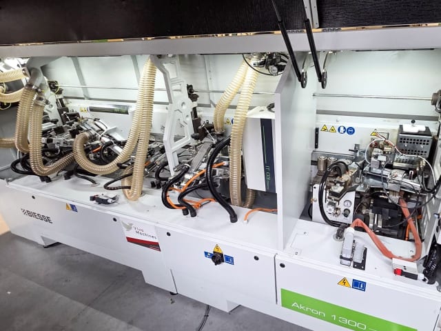 Einseitige Kantenanleimmaschine BIESSE AKRON 1330 A