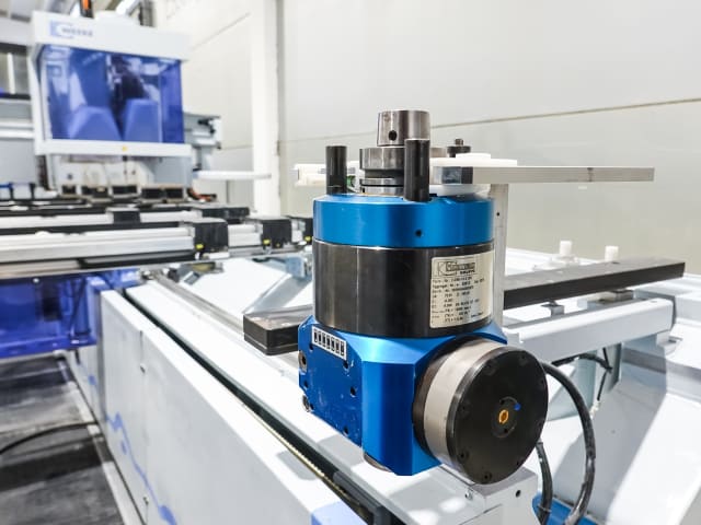 Bearbeitungszentren mit Konsolentisch WEEKE BHC VENTURE 4L