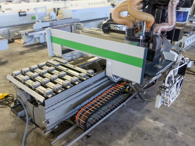 Кромкооблицовочный Обрабатывающий Центр BIESSE ROVER A EDGE 1643