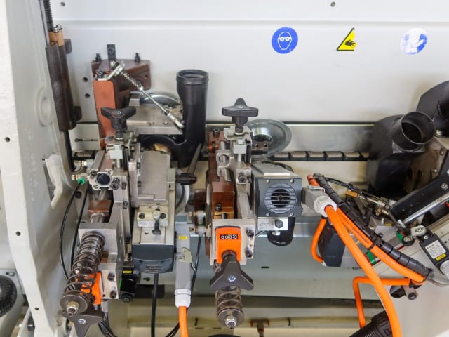 Máquina De Colar Bordos Simples BIESSE JADE 240