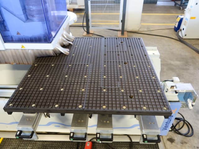 Bearbeitungszentren mit Konsolentisch WEEKE VENTURE 3 L