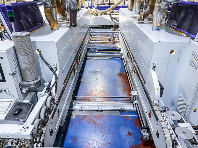 Ligne De Façonnage–Placage HOMAG KFL 526/9/A3/25