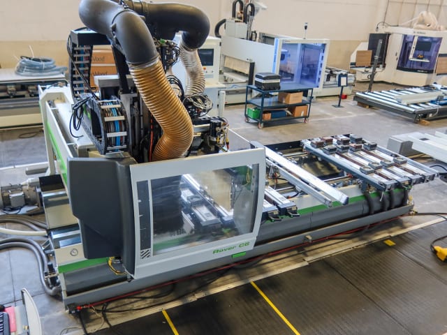 Centre d'usinage à ventouses BIESSE ROVER C 6.40