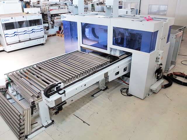 Máquina flexible de perforación WEEKE BHX 500