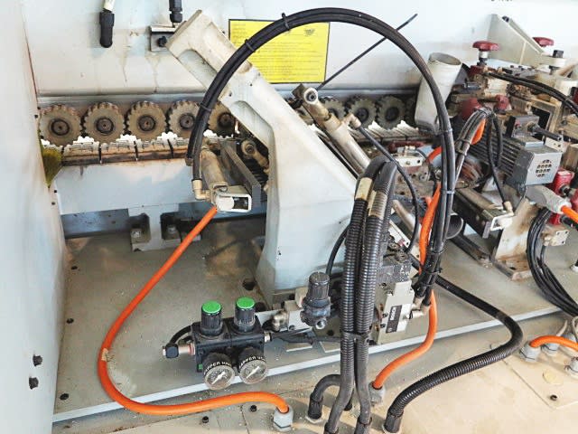 Einseitige Kantenanleimmaschine BRANDT KD 68 2 CF