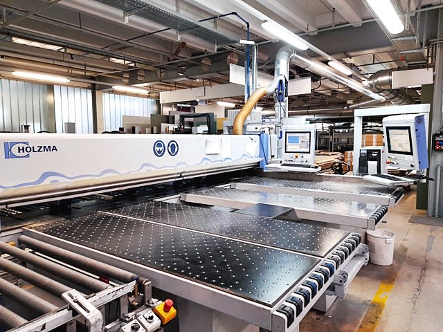 Linea di Sezionatura HOLZMA HPL 380/43/22  + TSP 410