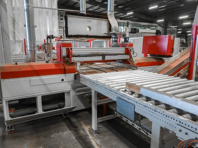 Sezionatrice con magazzino automatico IMA APL