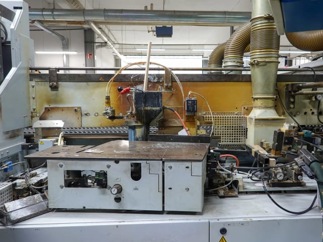 Einseitige Kantenanleimmaschine HOMAG KFL10/24/PU/30