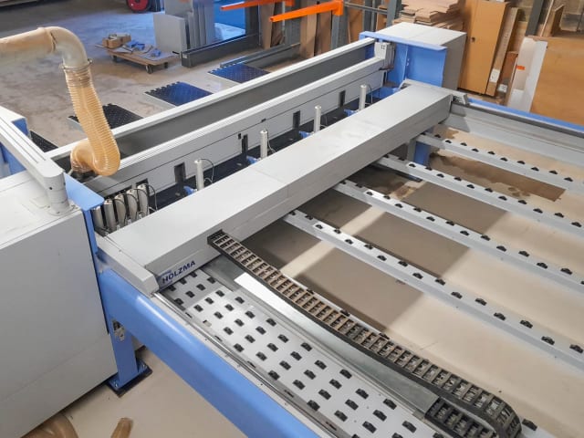 Scie À Panneaux À Chargement Frontal HOLZMA HPP 380/43/43