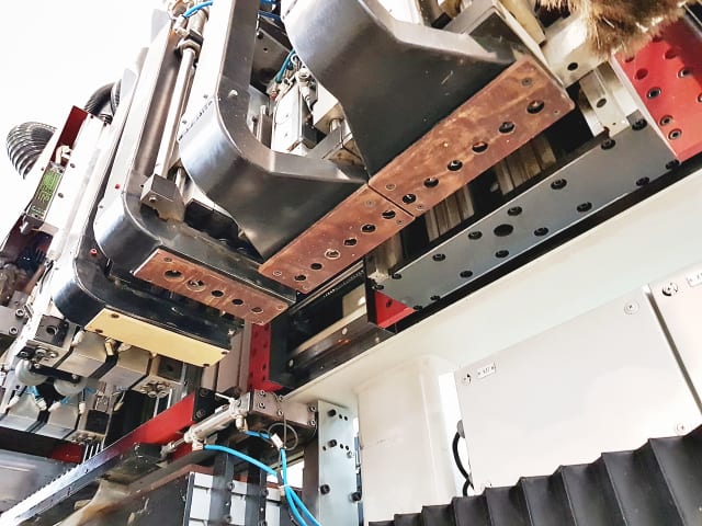 Centre de Percage flexible PRIESS BAT-DTW-CNC