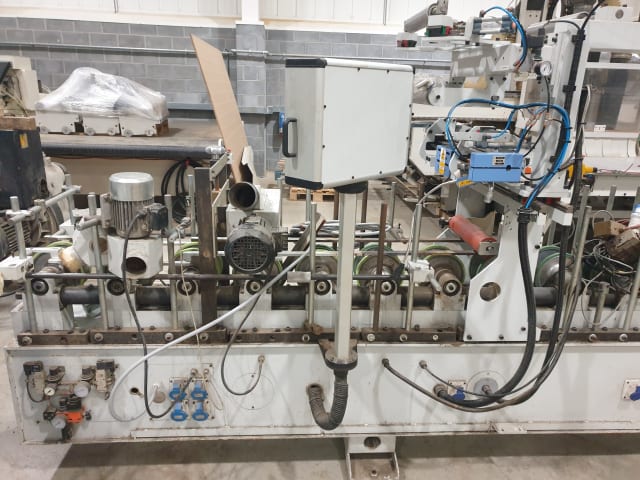 Máquina De Recubrimiento De Perfiles BARBERAN PROFILE WRAPPER