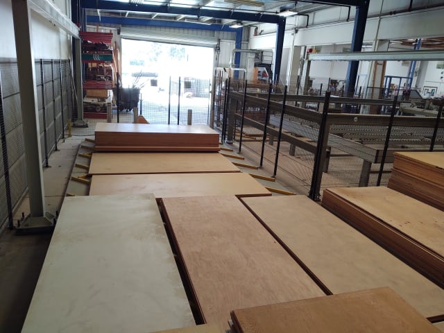 Beam panel saws with automatic warehouse SELCO + RBO WNT610 Winstore 3DK2