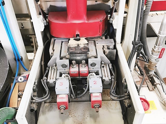 Máquina De Colar Bordos Simples IMA NOVIMAT K/I/G80/981/S R3 L