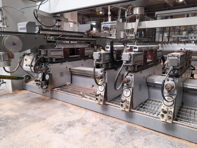 Perforadora Automática BIESSE TECHNO KF
