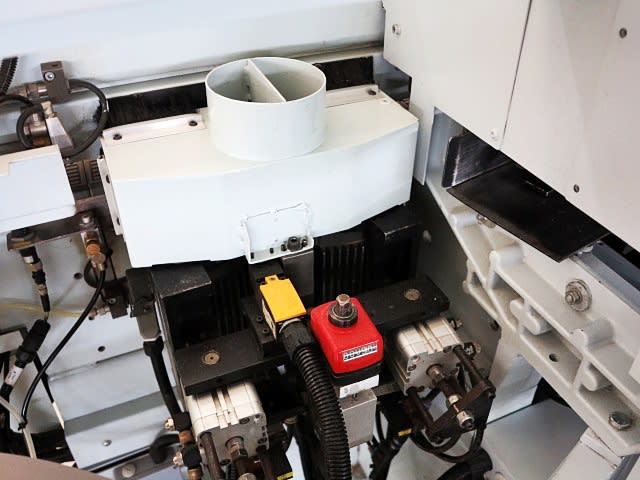 Einseitige Kantenanleimmaschine BRANDT KDF 770