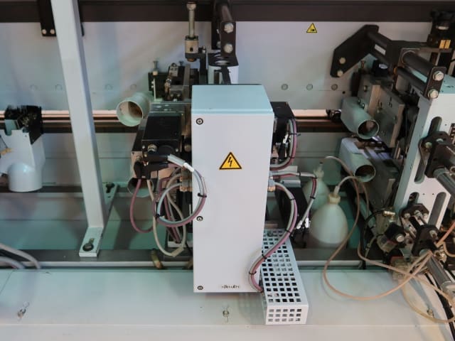 Máquina De Colar Bordos Simples HOMAG KAR 310/9/A20/S2