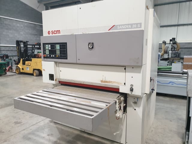 Schleifen Vertikal Von Oben SCM SANDYA 20 S RRCS 135