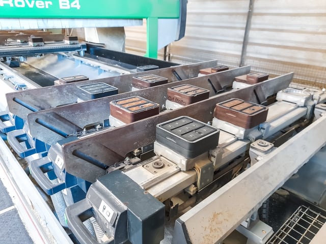 Centre d'usinage à ventouses BIESSE ROVER B 4.50 ATS