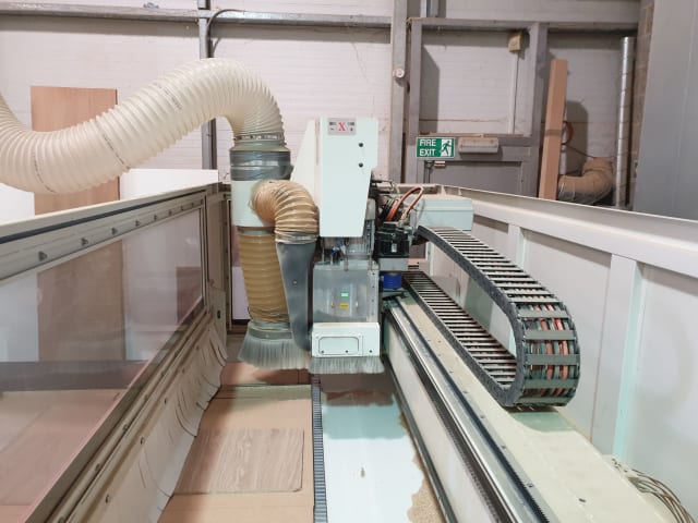 Centro De Mecanizado Con Superficie Nesting SCM PRATIX S 2231B