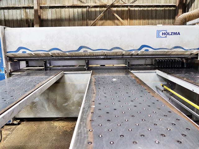 Plattensäge – Beschickung von vorne HOLZMA HPP 380/31/31