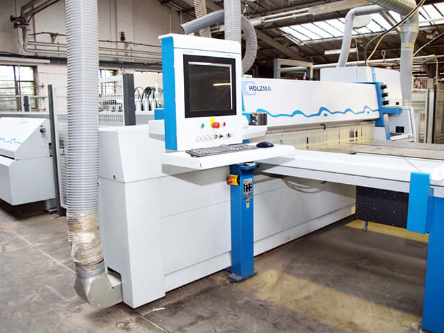 Plattensäge in Winkelausführung HOLZMA HKL 11/43/22/L