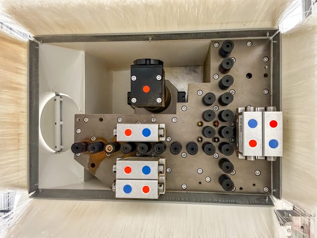 真空吸盘式加工中心 HOMAG CENTATEQ T-700