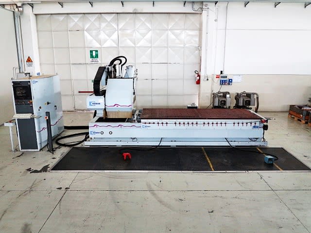 Bearbeitungszentrum mit Nestingtisch WEEKE OPTIMAT BHC 550