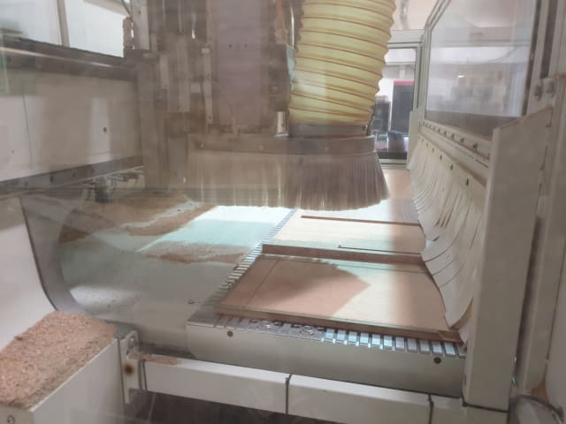 Centro De Mecanizado Con Superficie Nesting SCM PRATIX S 2231B
