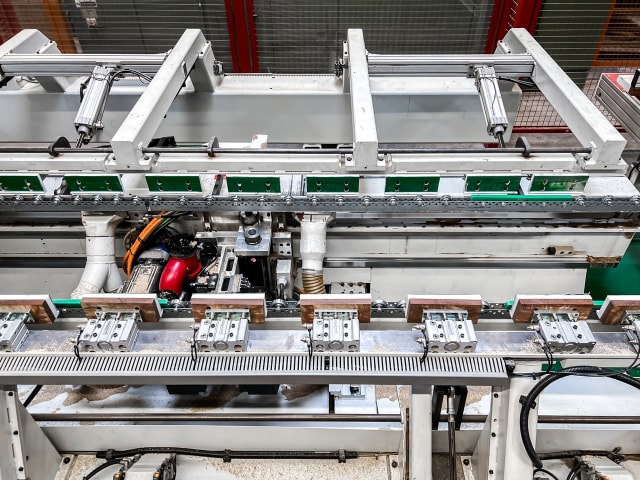 Кромкооблицовочный Обрабатывающий Центр IMA BIMA/P/780/V/2H/D/UF