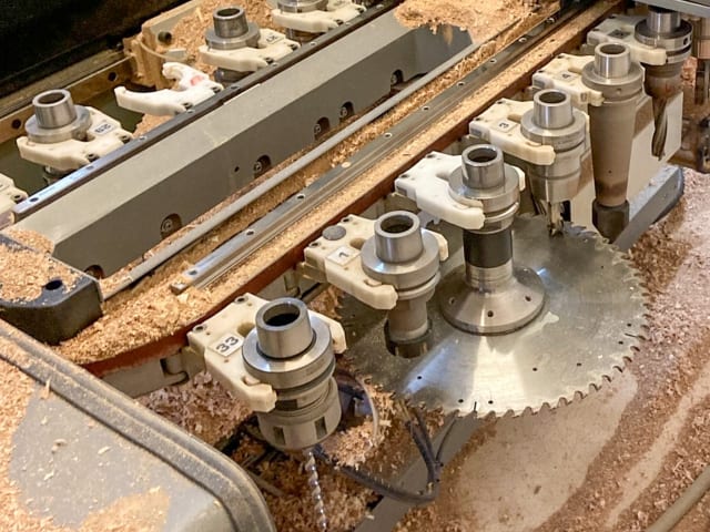 Centra Obróbcze 5 Osiowe BIESSE ROVER C 6.40