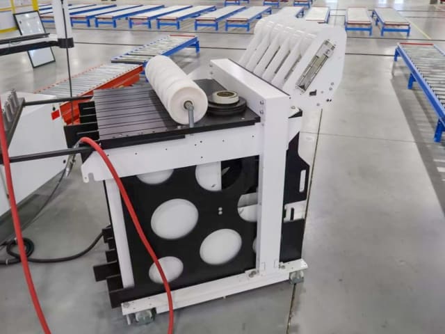 Máquina De Colar Bordos Simples HOMAG EDGETEQ S-500