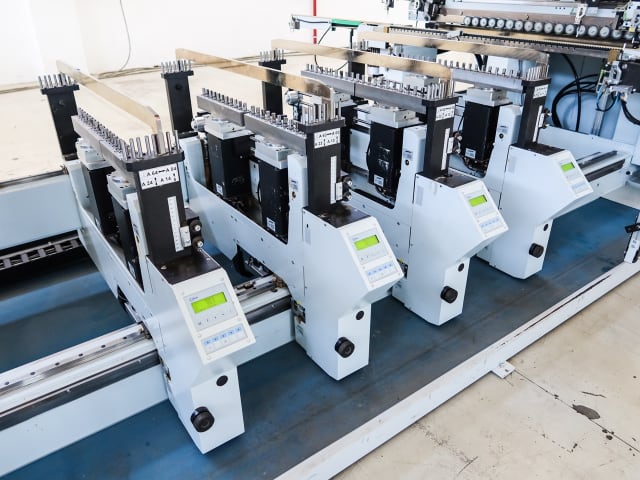 Perforadora-Brochadora Automática WEEKE BST 500