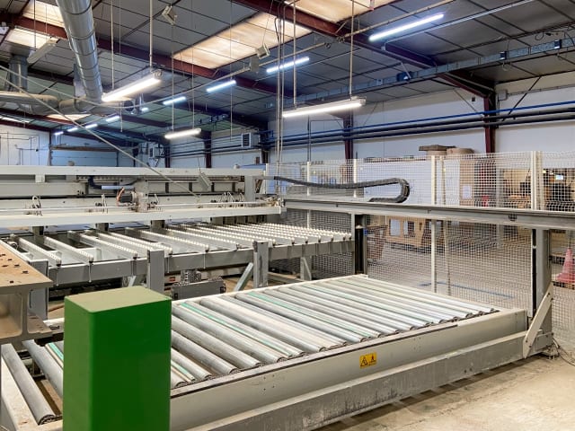 Scie À Panneaux À Chargement Automatique SELCO EBT 108