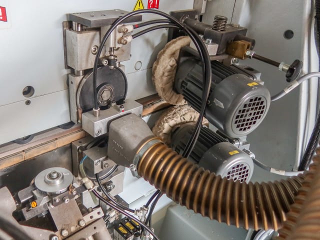 Einseitige Kantenanleimmaschine BRANDT KDF 650