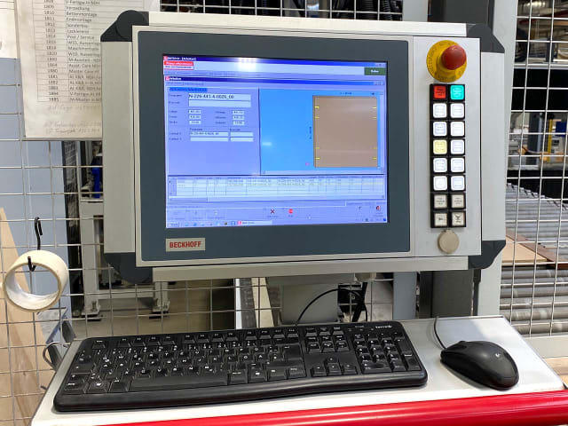钻孔与嵌入生产线 PRIESS BAT-DTW-CNC