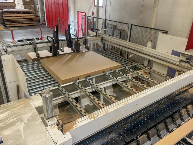 Angular Beam Panel Saws HOMAG SAWTEQ B-400