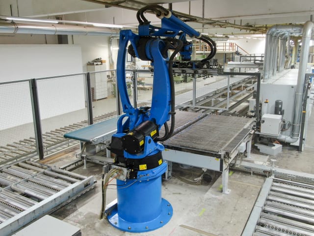 Robot KUKA KR 180-2 PA