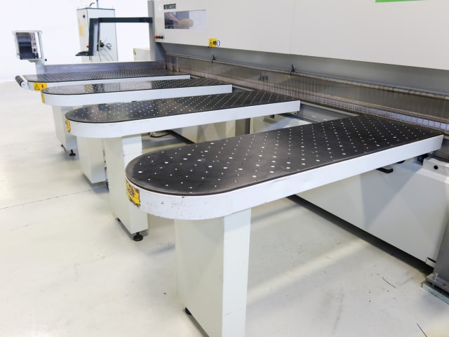 Automatic Rear Loading Panel Saws SELCO WN 610