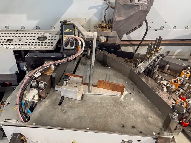 Single Sided Edgebanders HOMAG KAL 310 + ZHR 05