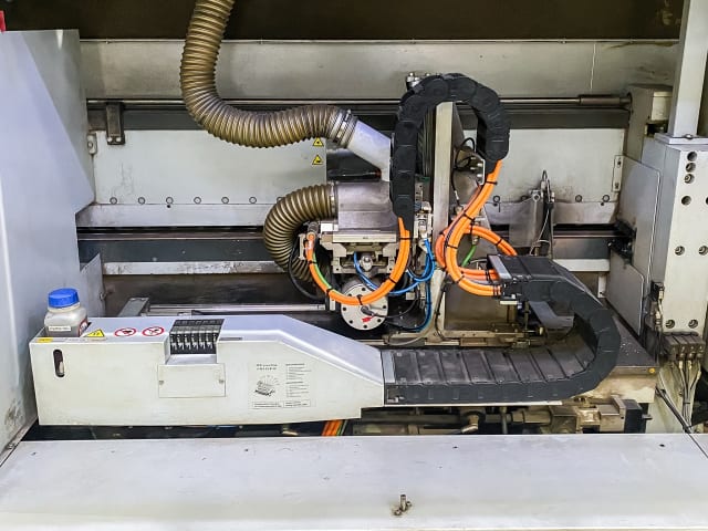 Máquina De Colar Bordos Simples HOMAG KAL 610/23/DE