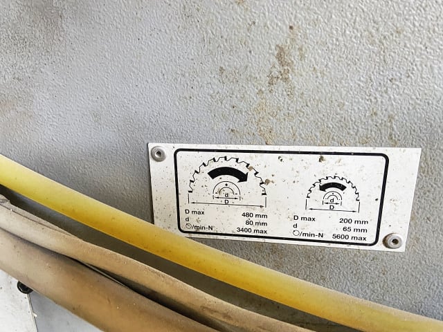 Seccionadoras Angulares SELCO WNAR 600 SHUTTLE SYSTEM