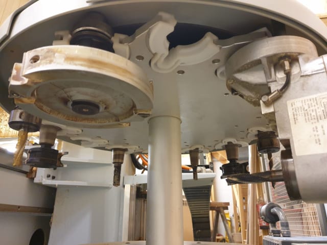 Centro di lavoro a Ventose WEEKE PROFILINE BHC 460-5200