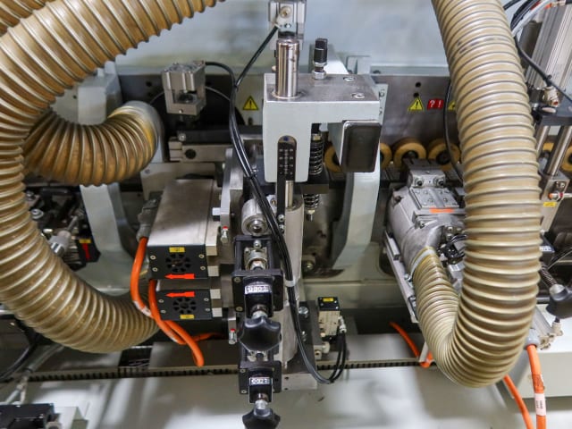 Bordatrice Singola BRANDT HIGHFLEX 1440