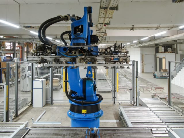 Robot KUKA KR 180-2 PA