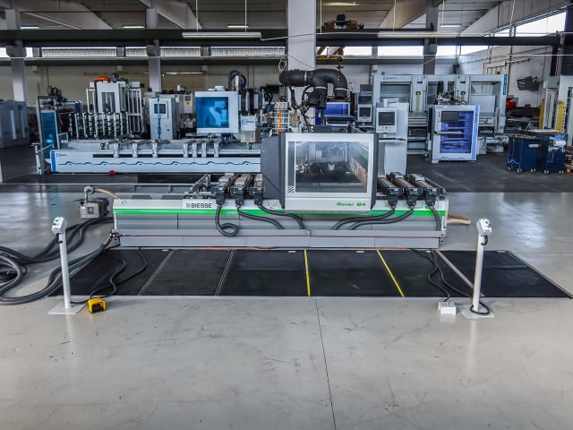 Обрабатывающий Центр С Присосами BIESSE ROVER B 4.40
