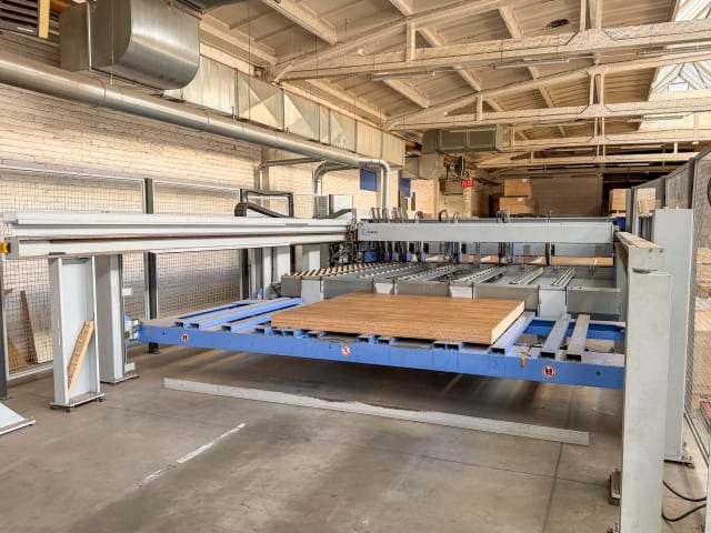 Sezionatrice carico automatico HOLZMA HPL 400/43/22